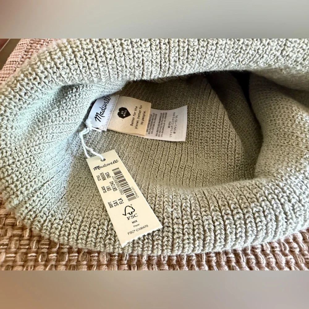 Madewell Beanie hat NEW - Picture 2 of 4